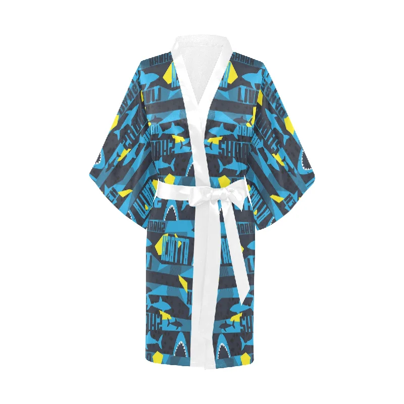 Shark dangerous Women's Short Kimono Robe