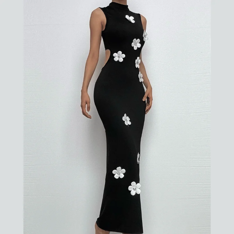 Sleeveless crewneck flower applique backless maxi dress